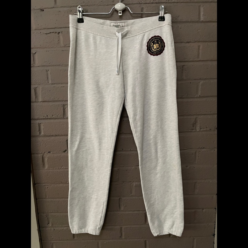 Abercrombie & Fitch Gray sweat pants S